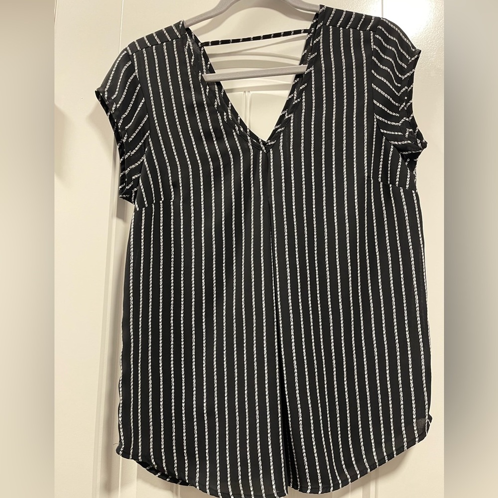 Black w/ stripes business casual top